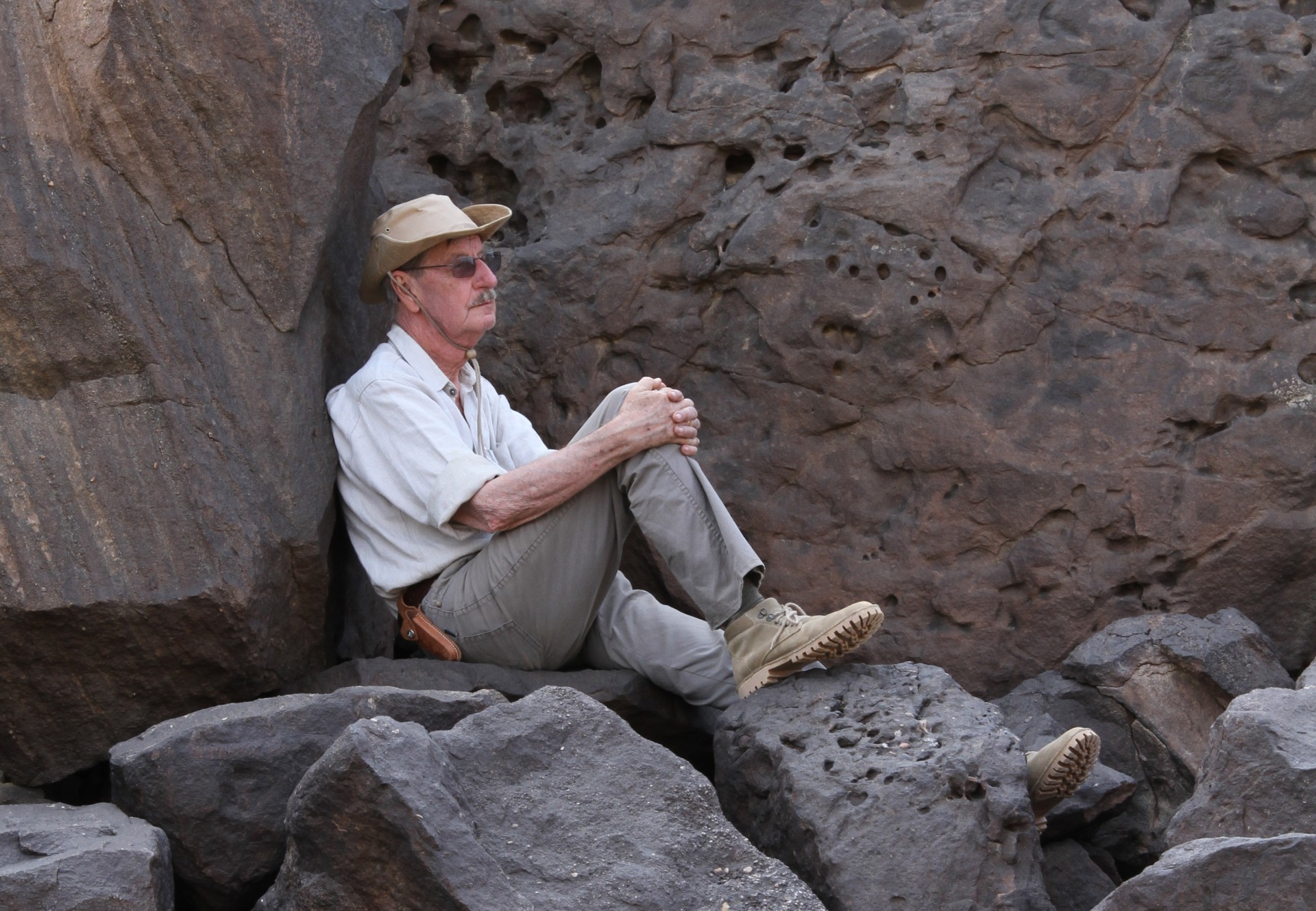 thumbnail prof M Kobusiewicz 01